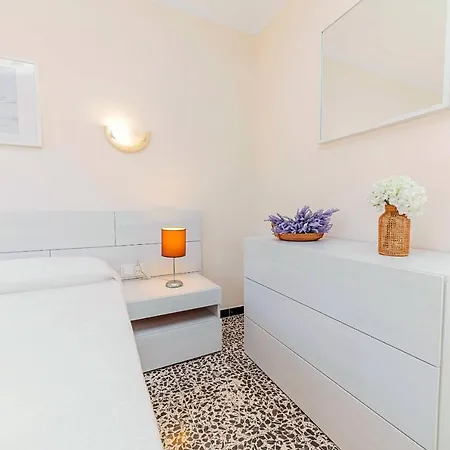 Seafront Apartment Voramar 31 By Sealand Villas Puerto Pollensa Exterior foto